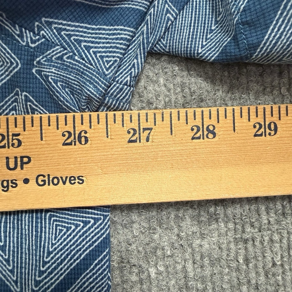 Tommy Bahama Men's XXL 100% Silk Hawaiian Camp Shirt Blue Geometric Print - Picture 5 of 7